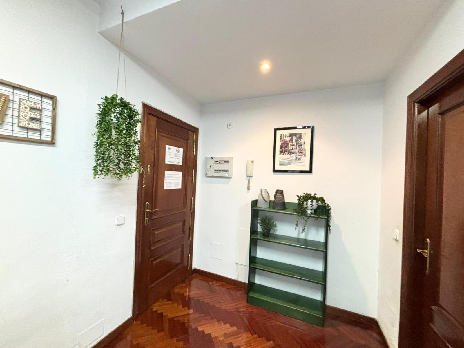 Centro Atocha Mendez Alvaro マドリード エクステリア 写真